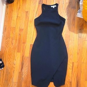 Elizabeth and James Black Sheath Crew Neck Cocktail Dress